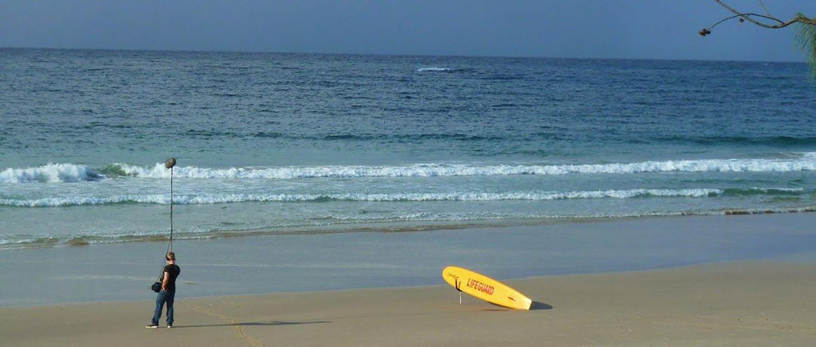 Aljoscha Haupt recording the sound of waves in Byron Bay, Australia